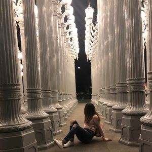 Meet your Posher, Yadira